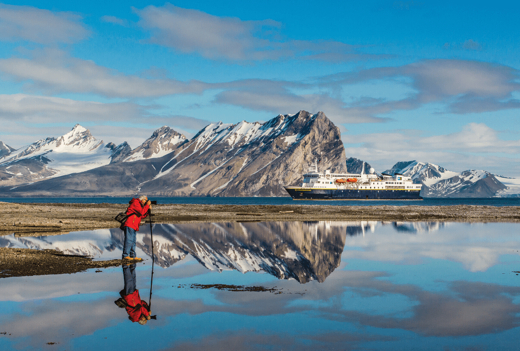 Breathtaking Virtual Expeditions In Earth's Wildest Destinations